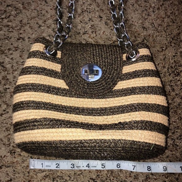 Paper Straw Small Purse Used - Picture 4 of 12